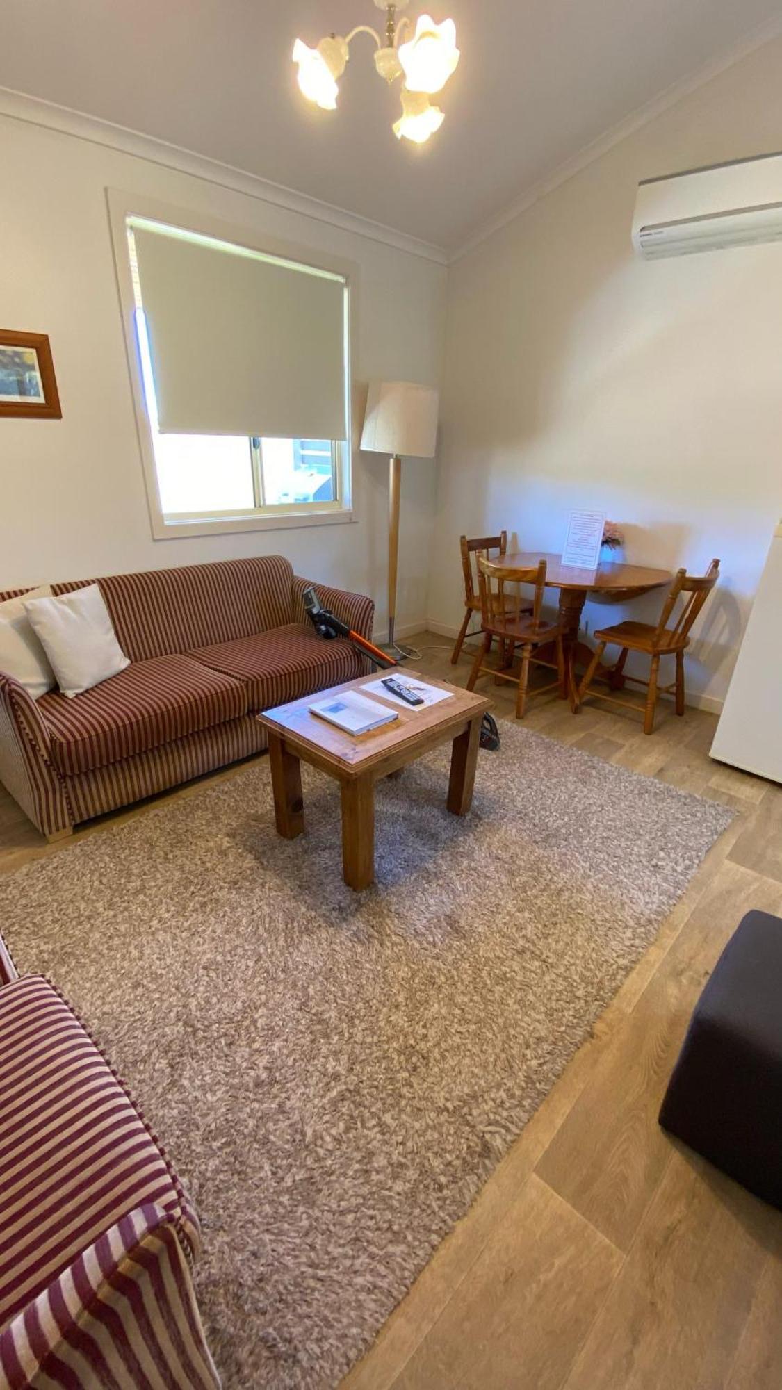 Madigan Wine Country Cottages ラブデール エクステリア 写真