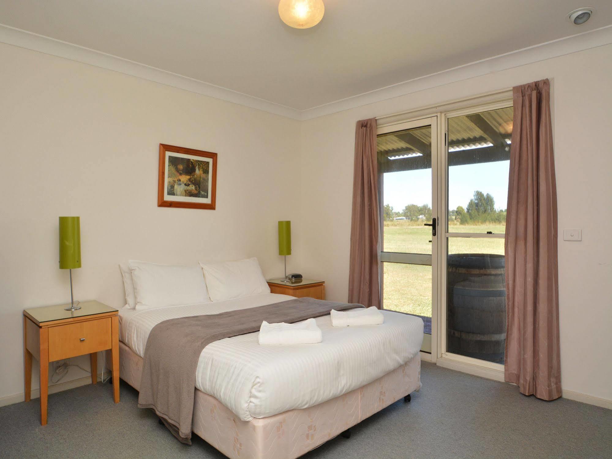 Madigan Wine Country Cottages ラブデール エクステリア 写真
