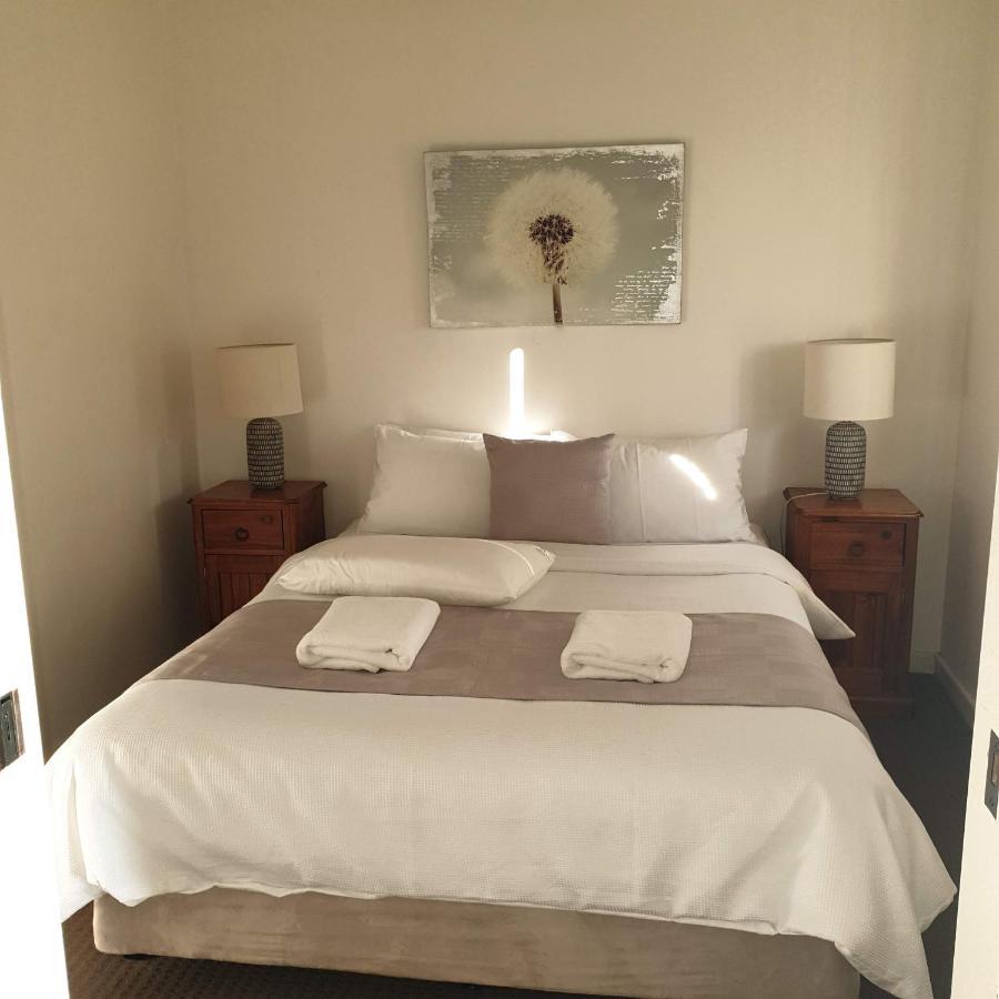 Madigan Wine Country Cottages ラブデール エクステリア 写真